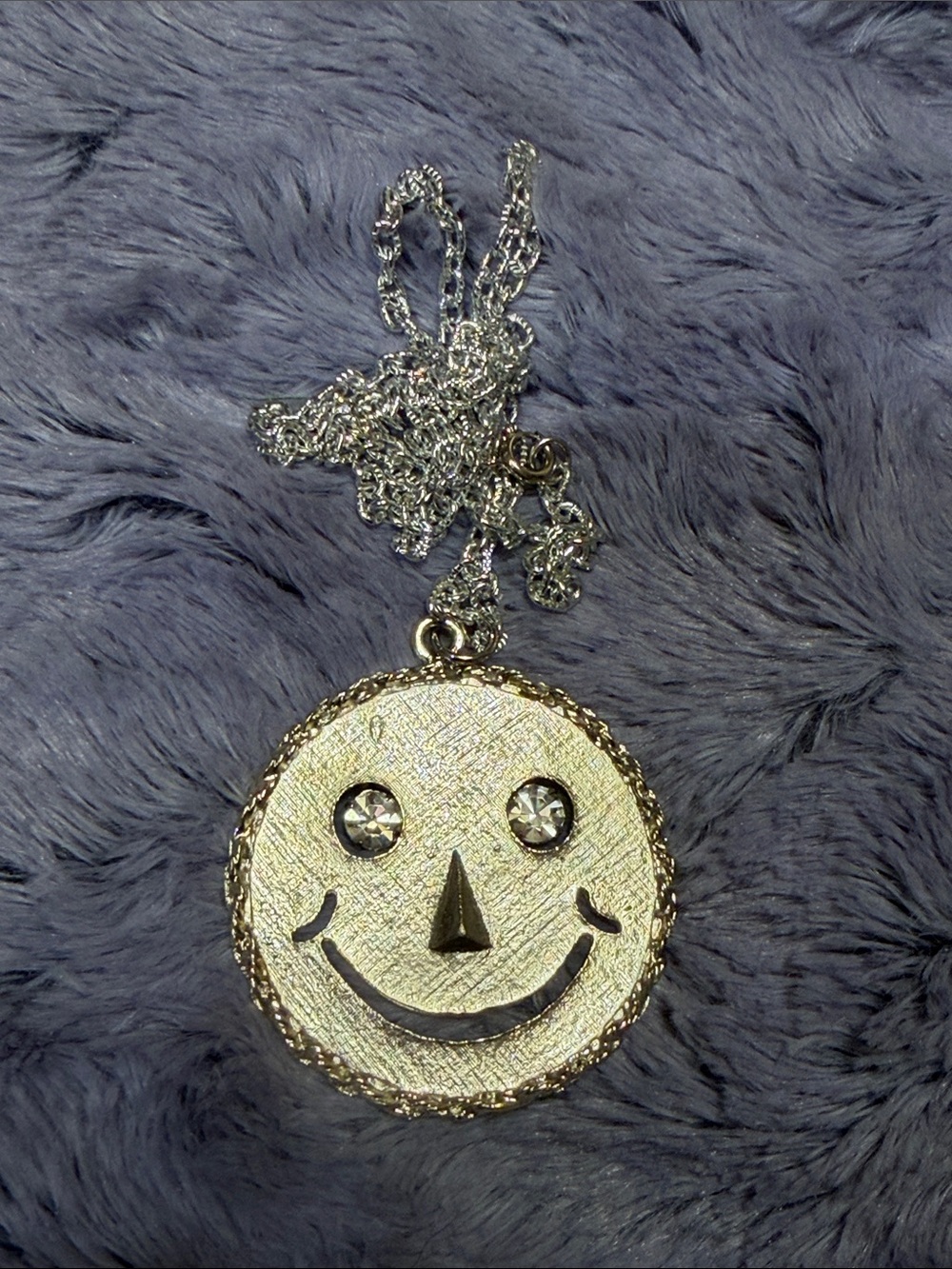 VTG 70s Smiley Face Necklace